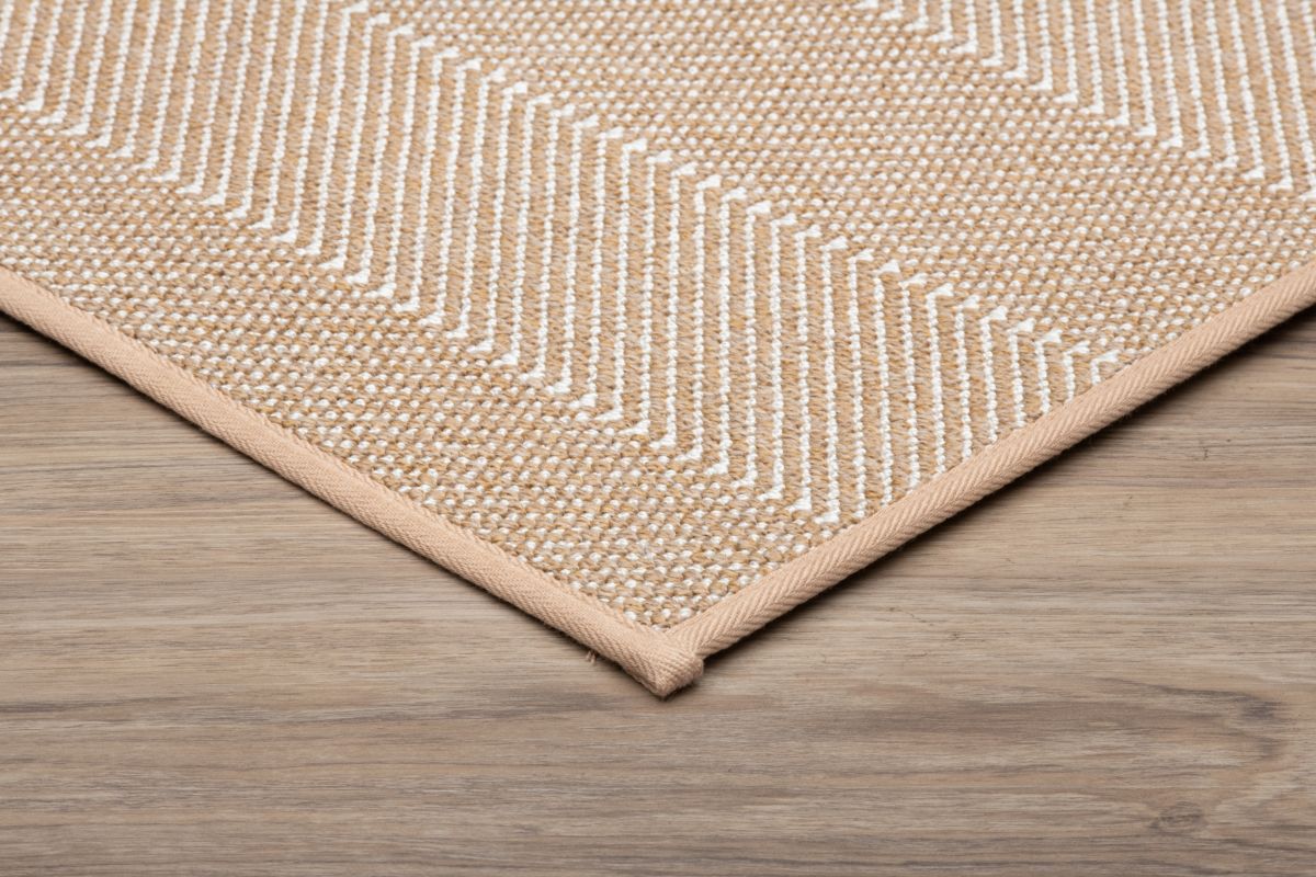 T01010395_SAMPLE
